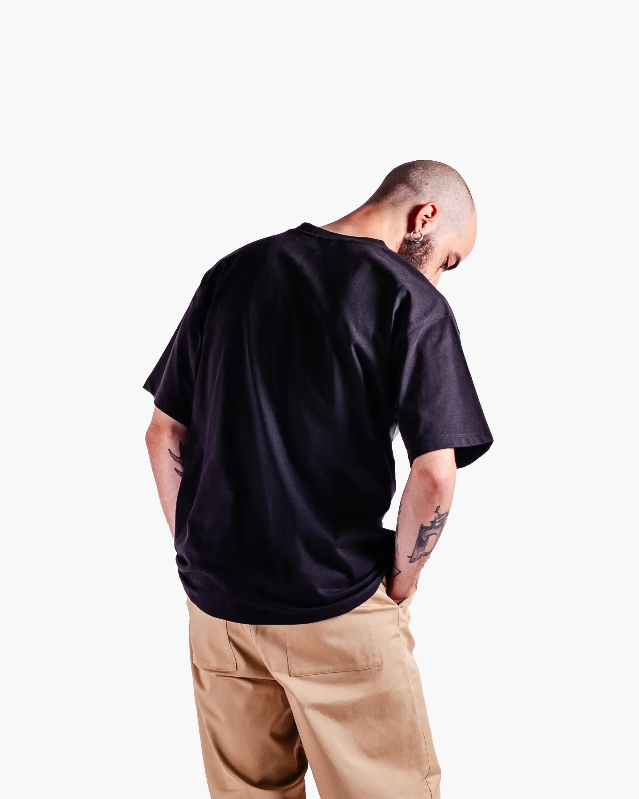 Prodotto Eco Friendly | Outdoor | Just a Vibe | Earth Care Program | Made in Italy | Abbigliamento Streetwear | Spedizione e reso gratuito | Pagamenti su server sicuri e certificati | Per assistenza +393402800270